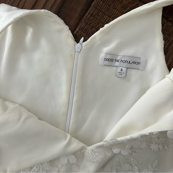 Dress the Population Sidney floral lace gown - Picture 5 of 15